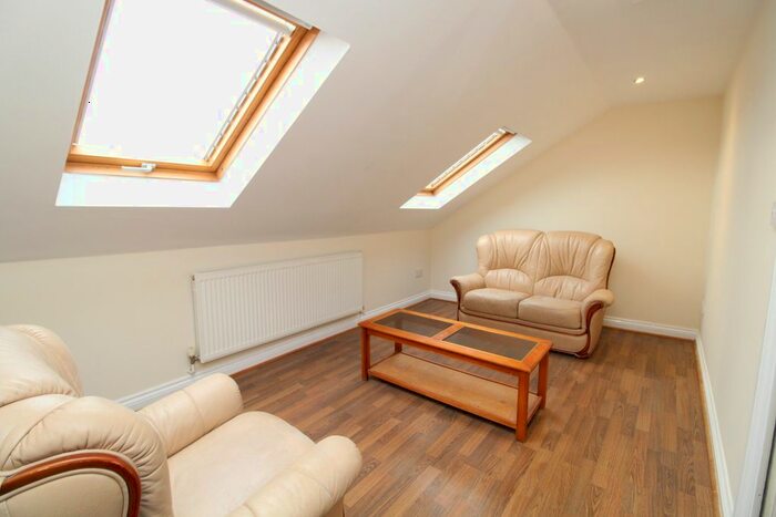 3 Bedroom Flat To Rent In Eastbourne Avenue, Gateshead, NE8