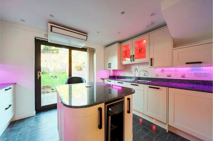 2 Bedroom Terraced House To Rent In Chilcombe Way, Lower Earley, RG6