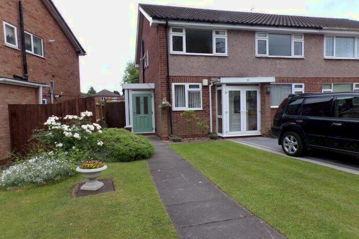 2 Bedroom Maisonette To Rent In Romford Close, Birmingham, B26