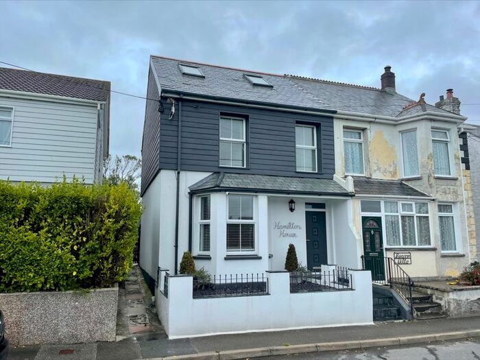 4 Bedroom Semi-Detached House For Sale In Beacon Road, Summercourt, Newquay, TR8