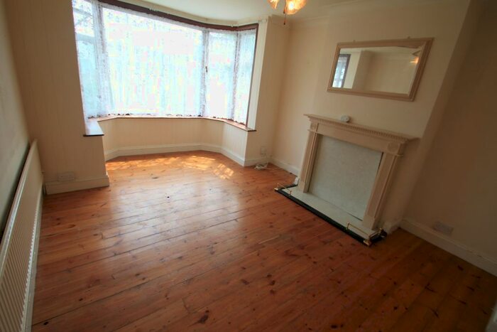 3 Bedroom Property To Rent In Crawley Green Road, Luton, LU2