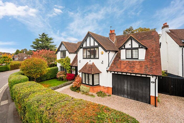 5 Bedroom Detached House For Sale In Baring Crescent, Beaconsfield, HP9