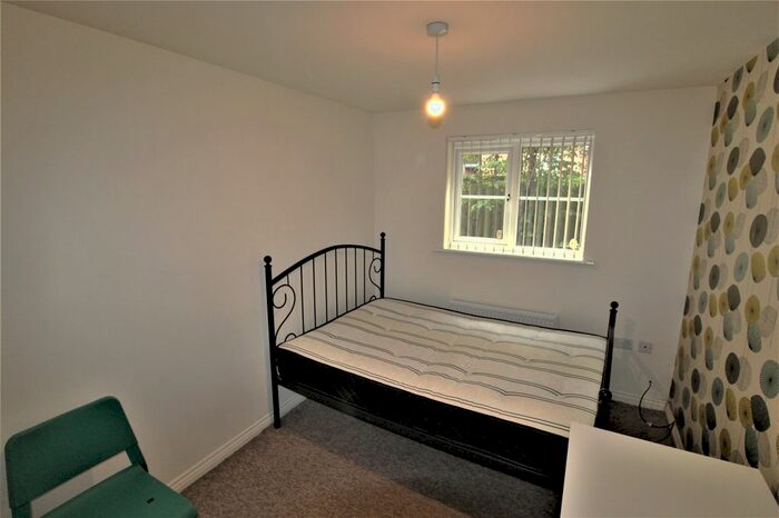 2 Bedroom Flat To Rent In Signet Square, Coventry, CV2