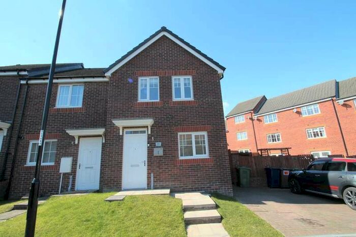 3 Bedroom End Of Terrace House To Rent In Kingfisher Drive, Hetton Le Hole, Houghton-le-spring, DH5