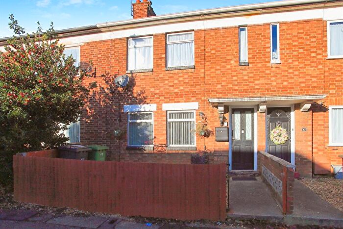 2 Bedroom Terraced House For Sale In Willesden Avenue, Peterborough, PE4