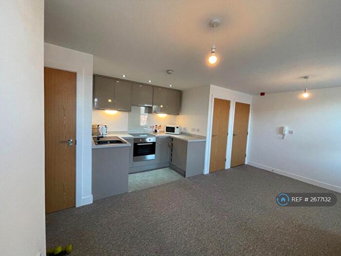 1 Bedroom Flat To Rent In Lysses Court, Fareham, PO16