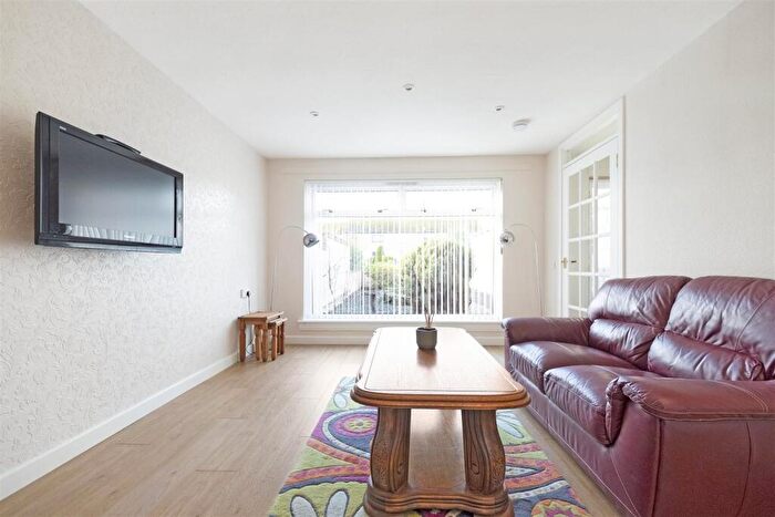 2 Bedroom Semi-Detached Bungalow For Sale In , James Robb Avenue, St. Andrews, KY16
