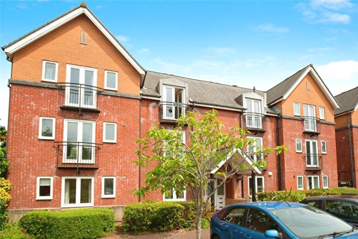 2 Bedroom Apartment For Sale In Windlass Court, Barquentine Place, Cardiff, CF10