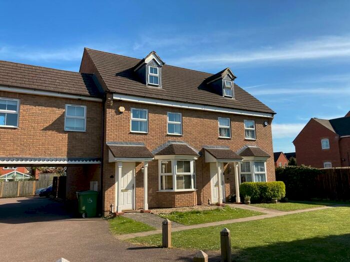 3 Bedroom House To Rent In Oxlip Leys, Bicester, OX26