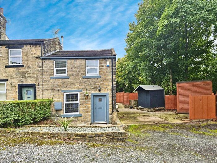 3 Bedroom End Of Terrace House To Rent In Ingram Street, Keighley, West Yorkshire, BD21