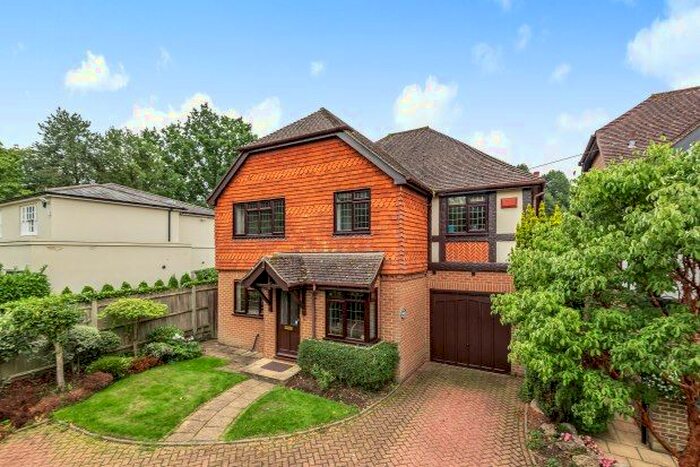 4 Bedroom Property To Rent In West Common Road, Bromley, BR2