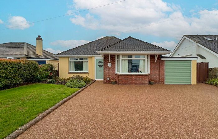 3 Bedroom Bungalow For Sale In Nut Bush Lane, Torquay, TQ2