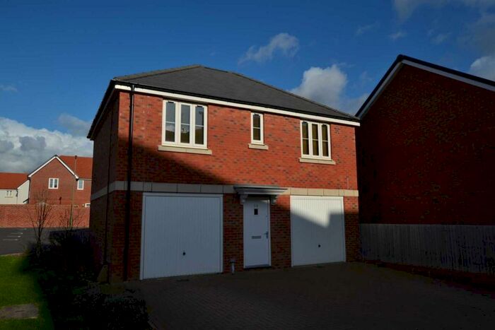 1 Bedroom Apartment To Rent In Saddle Way, SP11