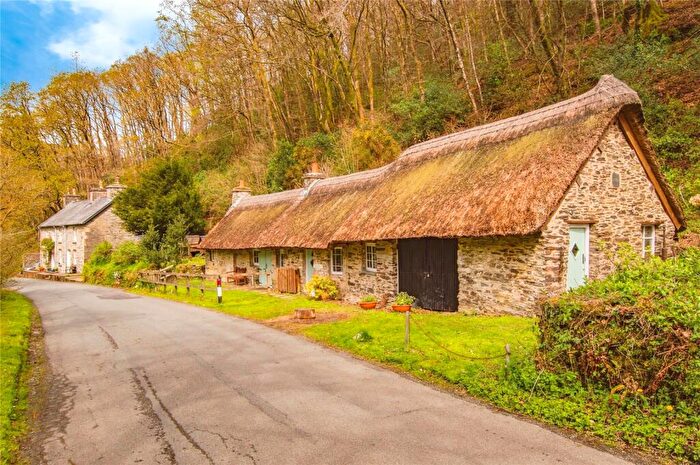4 Bedroom Detached House For Sale In Cwmpengraig, Dre-Fach Felindre, Carmarthenshire, SA44