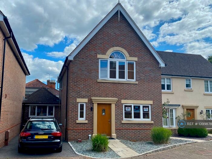 3 Bedroom Detached House To Rent In Meadow Close, Lavant, Chichester, PO18