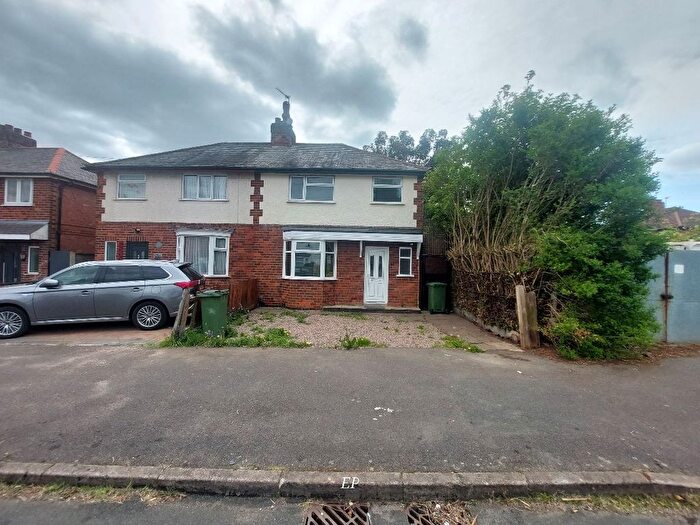 3 Bedroom Semi-Detached House To Rent In Gwencole Crescent, Leicester, LE3