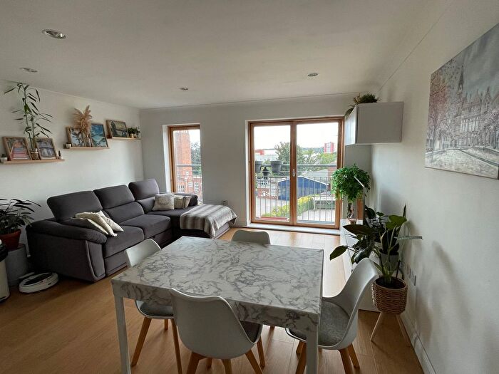 2 Bedroom Flat To Rent In Irving Street, Birmingham, B1