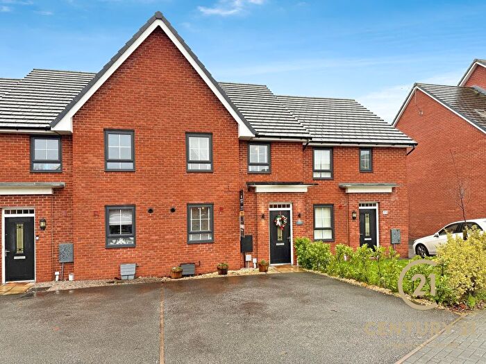 4 Bedroom Town House For Sale In Cartwrights Farm, Liverpool, L24