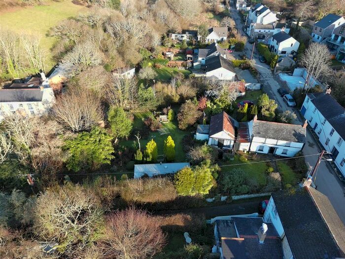 4 Bedroom Cottage For Sale In Gweek, Helston, TR12