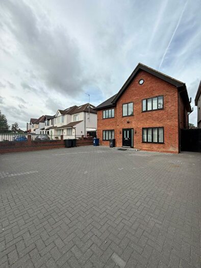 7 Bedroom Detached House For Sale In Norwood Road, Norwood Green, UB2