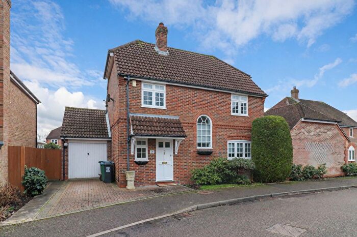 3 Bedroom Detached House To Rent In Ridgefield, Watford, WD17