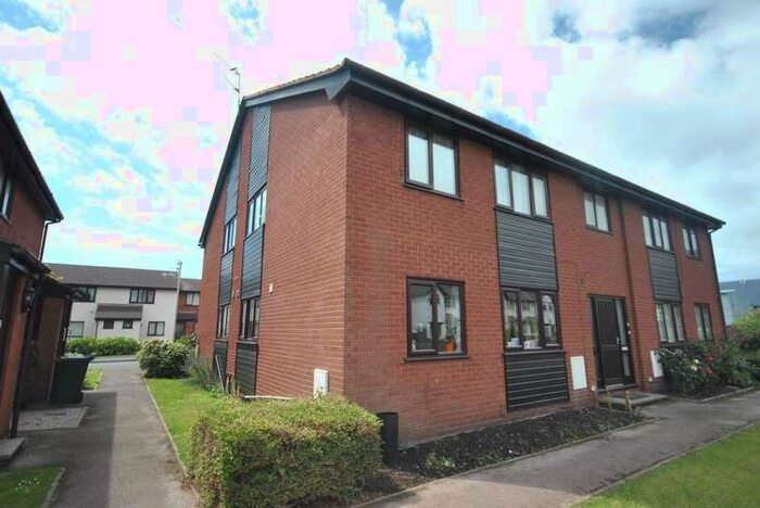 1 Bedroom Flat To Rent In St Davids Grove, Lytham St Annes, FY8