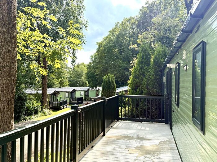 2 Bedroom Mobile/park Home For Sale In Gatebeck Holiday Park, Gatebeck Road, Kendal, LA8