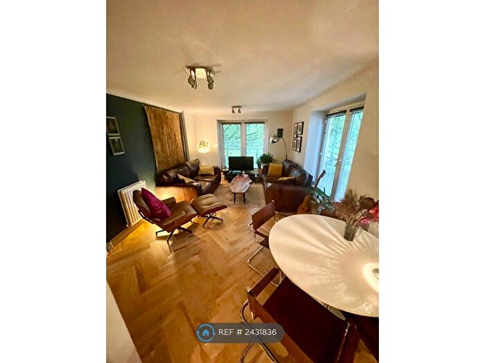 2 Bedroom Flat To Rent In Edinburgh, Edinburgh, EH6