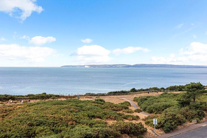 3 Bedroom Apartment For Sale In Salt, Browning Avenue, Bournemouth, BH5