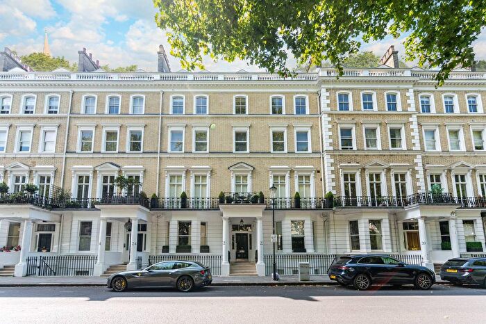 2 Bedroom Flat To Rent In Cranley Gardens, South Kensington, London, SW7