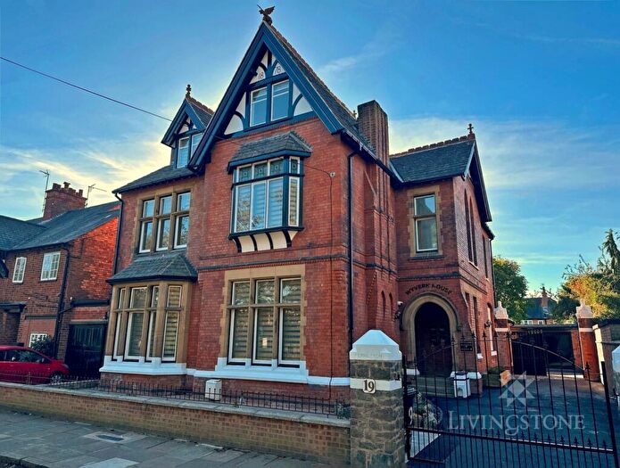 2 Bedroom Apartment To Rent In Wyvern House, Clarendon Park, LE2