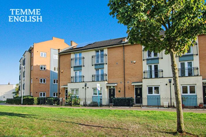 4 Bedroom Terraced House For Sale In Clenshaw Path, Basildon, SS14