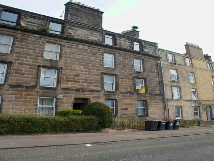 2 Bedroom Flat To Rent In Blackness Road, Dundee, DD2