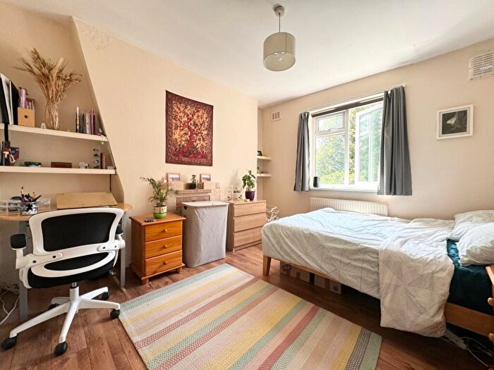 1 Bedroom Flat To Rent In St Thomas's Road, Finsbury Park, N4