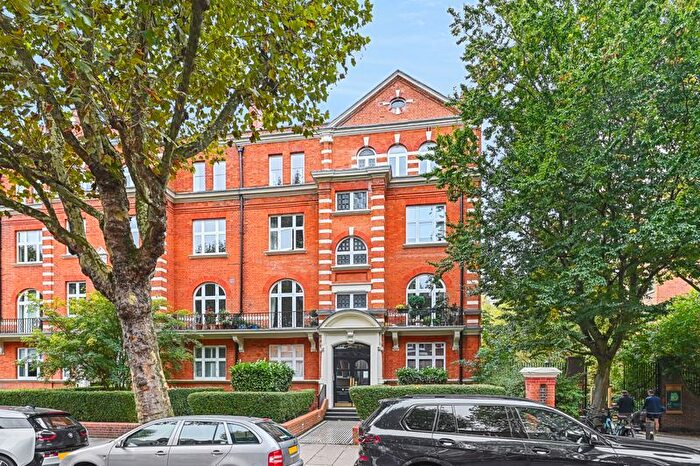3 Bedroom Flat For Sale In Carlton Mansions, Randolph Avenue, W9