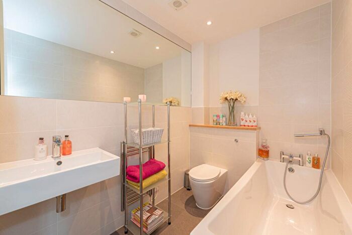 3 Bedroom Terraced House For Sale In Candle Mews East Molesey, KT8