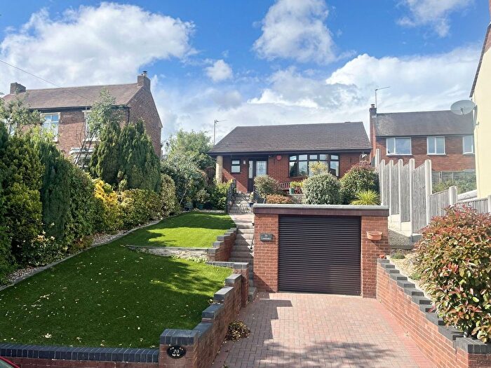 3 Bedroom Bungalow For Sale In Stour Hill, Quarry Bank, Brierley Hill, DY5