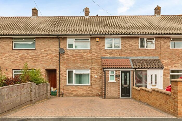 3 Bedroom Semi-Detached House For Sale In Grinfield Avenue, Bristol, Somerset, BS13