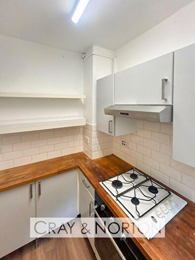 2 Bedroom Flat To Rent In Marden House, Bodney Road, Hackney, E8