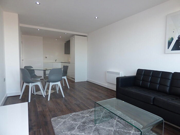 1 Bedroom Apartment To Rent In Madison House, Wrentham Street, B5