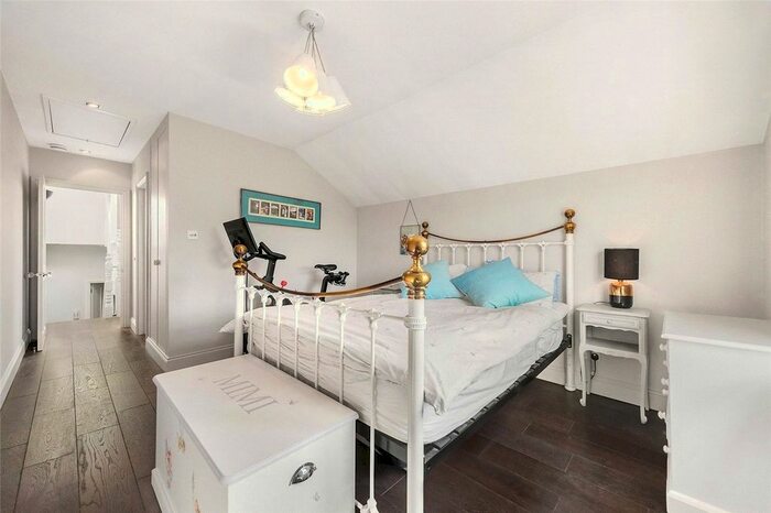 5 Bedroom End Of Terrace House To Rent In Seymour Road, London, SW15