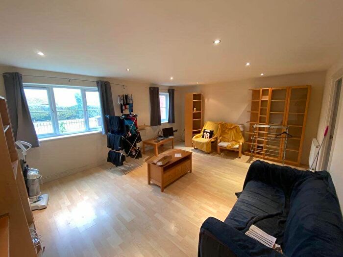 2 Bedroom Apartment To Rent In Grace Dieu Court, Loughborough - Inc Bills Option, LE11