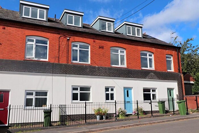 2 Bedroom Flat To Rent In Castle Road, Kirby Muxloe, Leicester, LE9