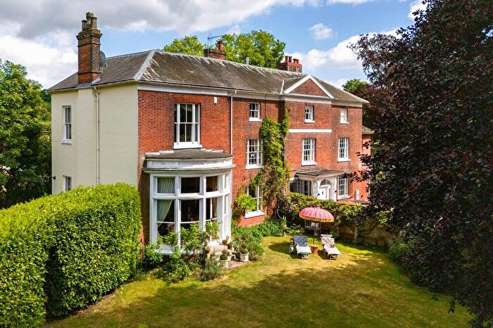 4 Bedroom Semi-Detached House For Sale In Papermill Lane, Ipswich, Suffolk, IP8