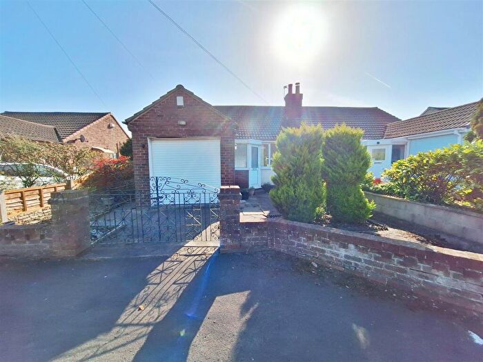 2 Bedroom Semi-Detached Bungalow For Sale In Links Road, Knott End-On-Sea, Poulton-Le-Fylde, FY6