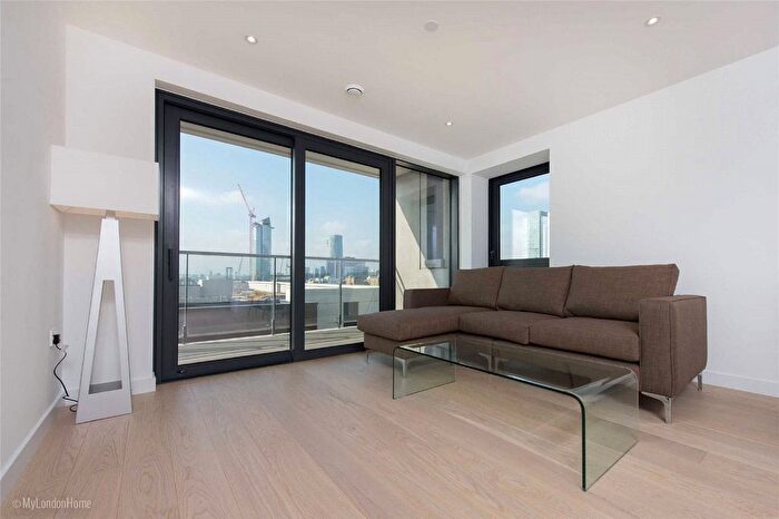 2 Bedroom Flat To Rent In Horizons Tower, Yabsley Street, Canary Wharf, E14