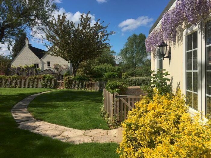 2 Bedroom Lodge To Rent In Fordingbridge New Forest, Nr Salisbury / Winchester, SP6