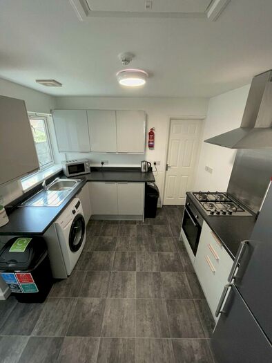 1 Bedroom House To Rent In Queen Street, Treforest, CF37