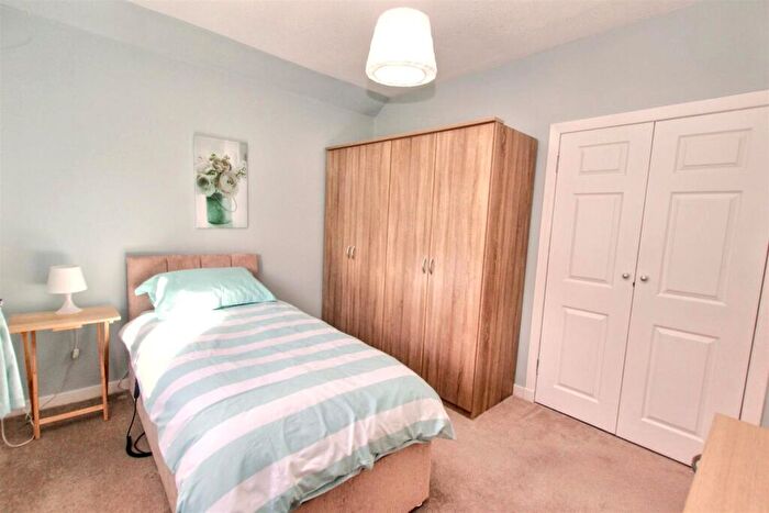 2 Bedroom Semi-Detached Bungalow For Sale In Thomson Avenue, Netherton, Wishaw, ML2