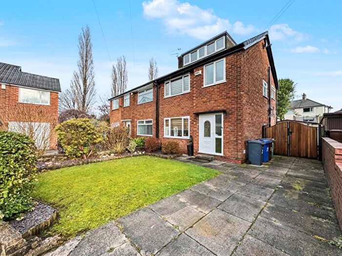 4 Bedroom Semi Detached House For Sale In Peveril Close, Whitefield, M45
